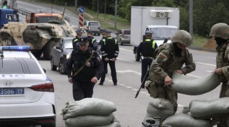 Про це до останнього мовчали! Москва вже повністю в облозі. Місто ізольоване силами поліцейських та військових підрозділів – ЗСУ на підході